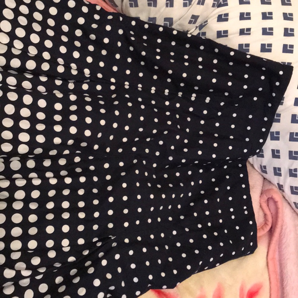 Simple but very cute skirt.